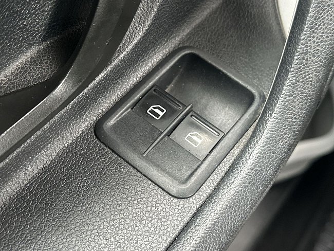 20195736.jpg