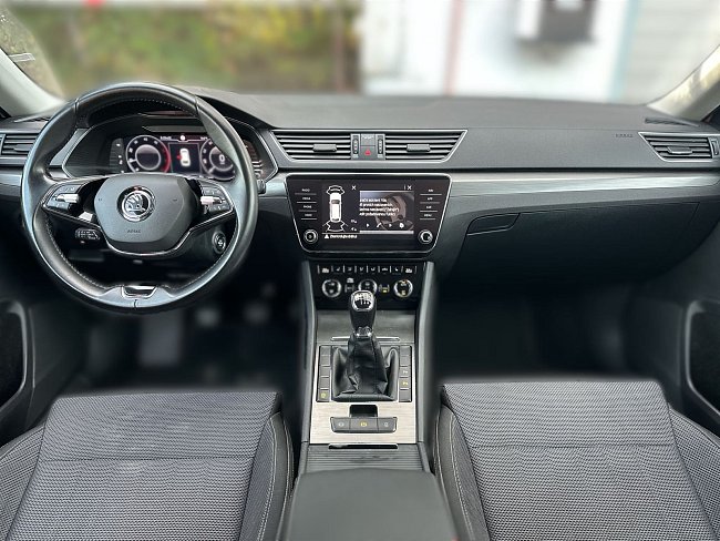 20195740.jpg