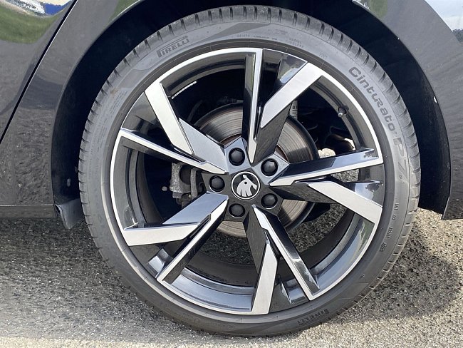 20195825.jpg