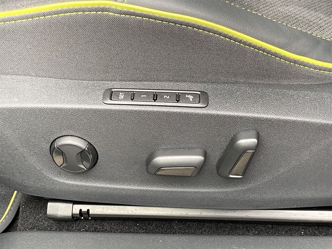 20195630.jpg