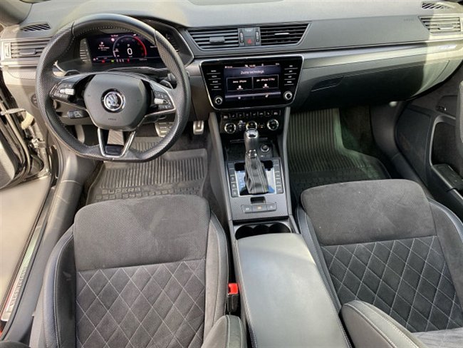 20195979.jpg