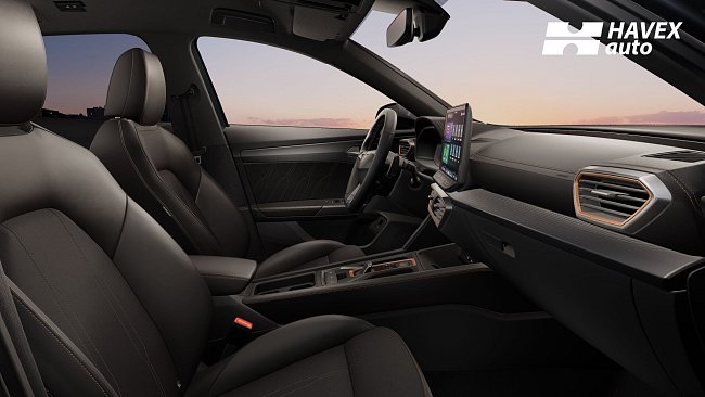 formentor-KMPBLZ26-9K9K-porsche_int_lat.jpg