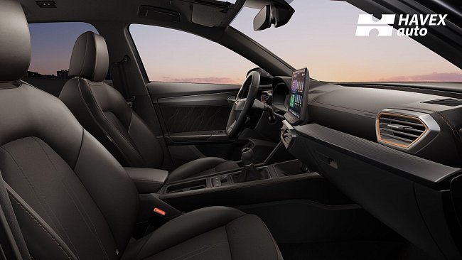 formentor-KMPBNX25-S7S7-porsche_int_lat.jpg
