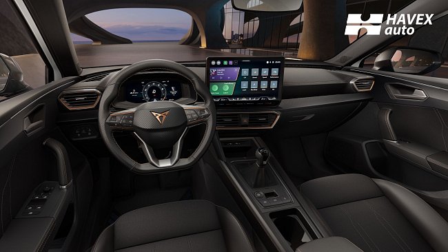 leon-sportstourer-KUDBNX25-2Y2Y-porsche_int_dash.jpg