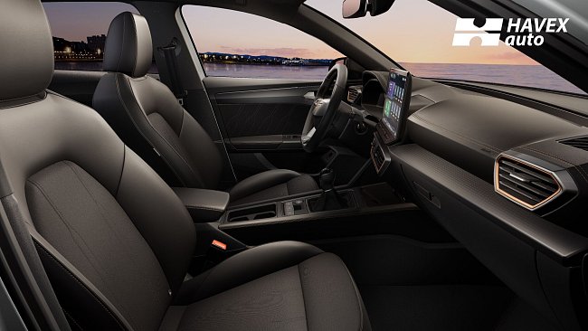 leon-sportstourer-KUDBNX25-2Y2Y-porsche_int_lat.jpg