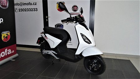 Piaggio 1 Active