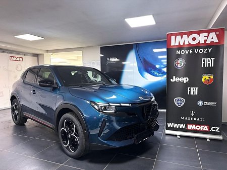Alfa Romeo Junior  Ibrida Speciale 1.2 Turbo Hybrid 145k *977* - havex.cz