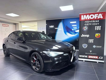 Alfa Romeo Giulia 2.0 T 280k AT8 ZF Q4 4x4 Veloce, reg. 03/2017 - havex.cz