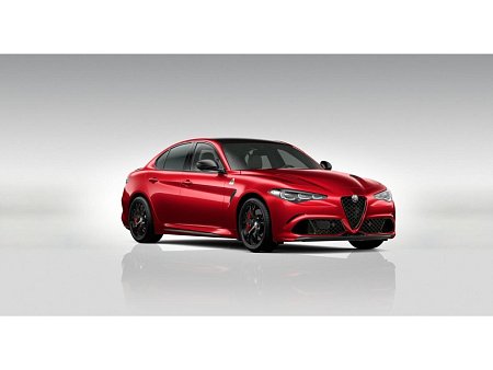 Alfa Romeo Giulia 2.9 V6 BiTurbo 520k QV Carbon Edition *o695* - havex.cz