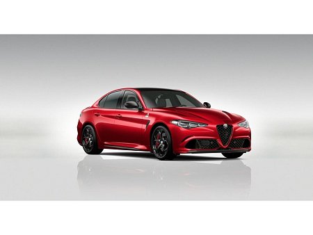 Alfa Romeo Giulia 2.9 V6 BiTurbo 520k QV Carbon Edition *ce3-7* - havex.cz