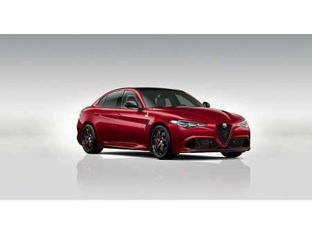 Alfa Romeo Giulia 2.9 V6 BiTurbo 520k QV Carbon Edition *ce3-9* - havex.cz