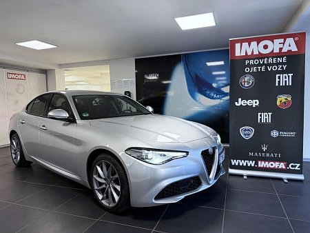 Alfa Romeo Giulia 2.0T 200k AT8 ZF Super - havex.cz
