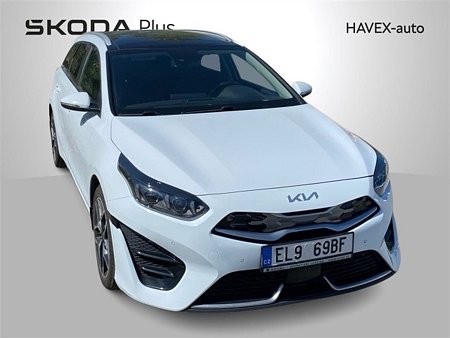 Kia Cee´d SW 1.6 PHEV AT Premium - havex.cz